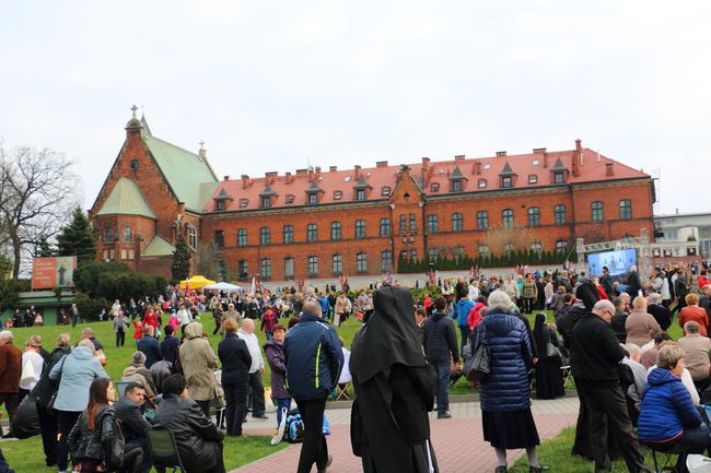 Niedziela Miłosierdzia w Łagiewnikach - 2015. Cz. 2