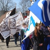 Krzyż w parafii franciszkańskiej w Gliwicach