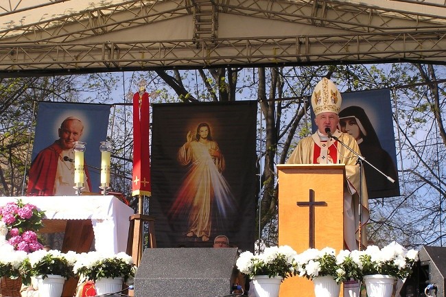 Doskonały tryptyk Miłosierdzia