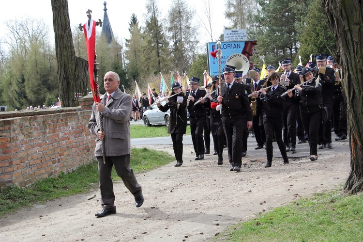 Obchody 75. rocznicy zbrodni katyńskiej w Głogowcu