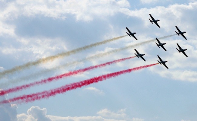 Widzowie "Air Show" będą mogli podziwiać umiejętności polskich i zagranicznych pilotów