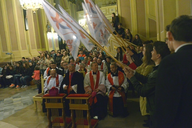 Symbole ŚDM w Przysusze, Kozienicach, Jedlińsku i Zwoleniu