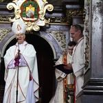 Ustanowienie lektorów i ceremoniarzy