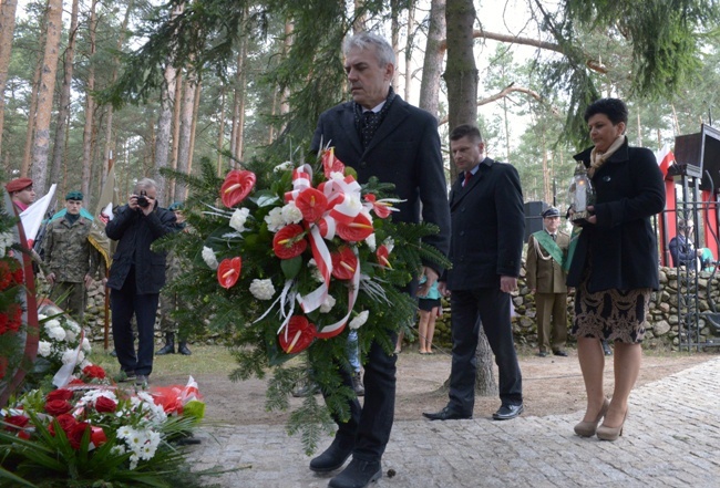 75. rocznica śmierci Henryka Dobrzańskiego ”Hubala”