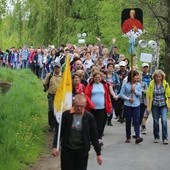 Pielgrzymi z grupy św. Bilczewskiego wkraczają do Malca