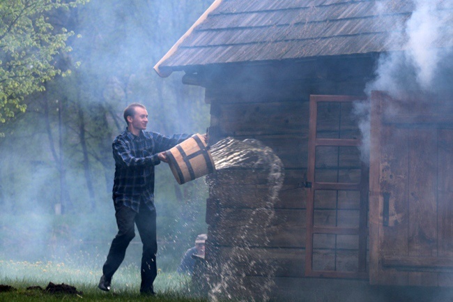 "Pali się! Majówka ze strażakiem Waldkiem"