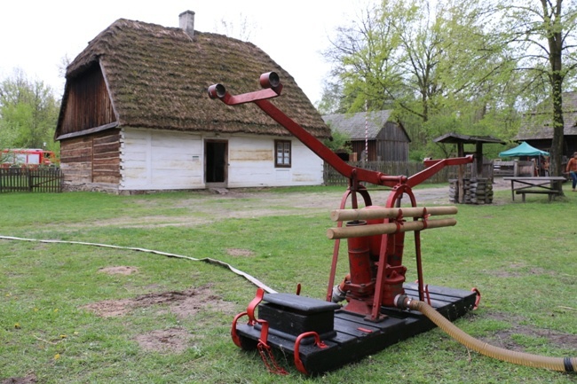 "Pali się! Majówka ze strażakiem Waldkiem"