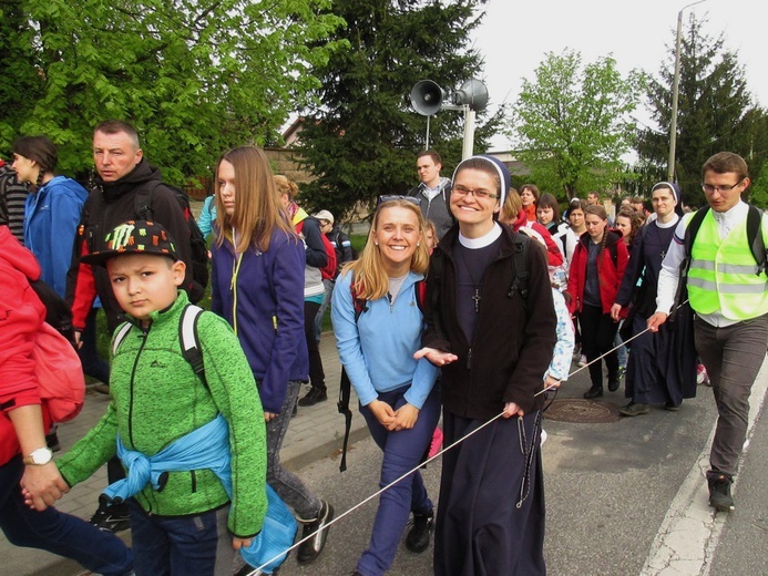 Pielgrzymka do Tuchowa, cz. II