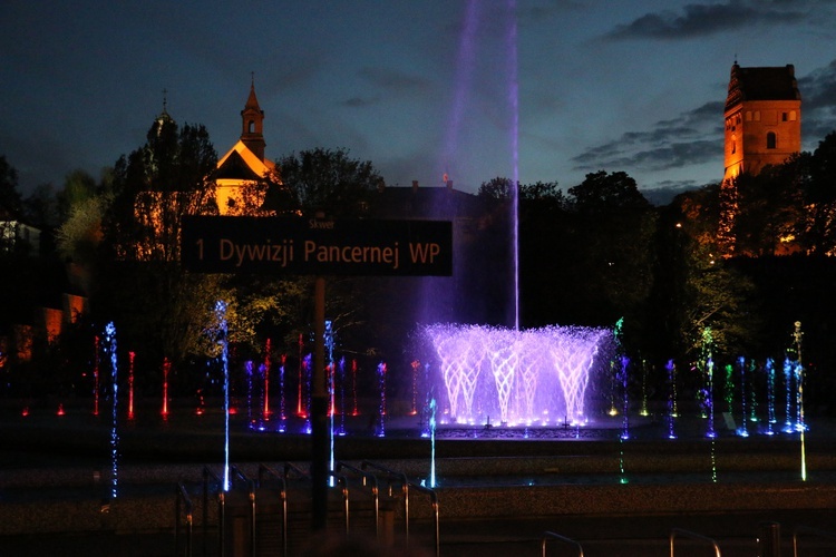 "Światło wody" w Parku Fontann