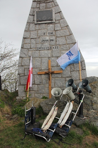 Chwalcie górę umajoną - Majówka na Ślężę