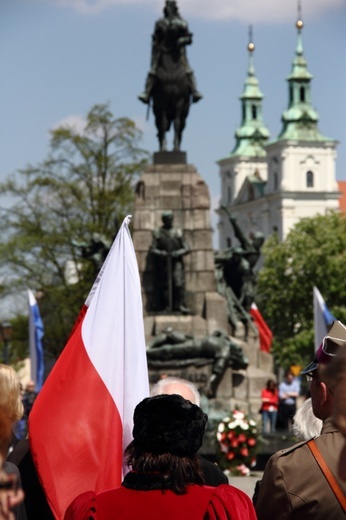 Msza św. i pochód patriotyczny