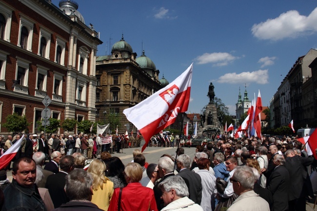 Msza św. i pochód patriotyczny