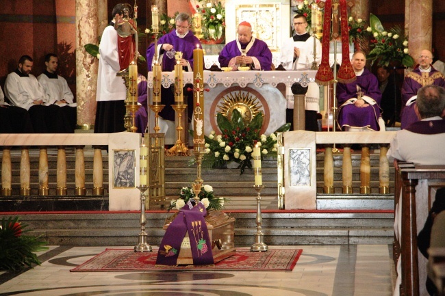 Pogrzeb ks. Tadeusza Ślipki SJ