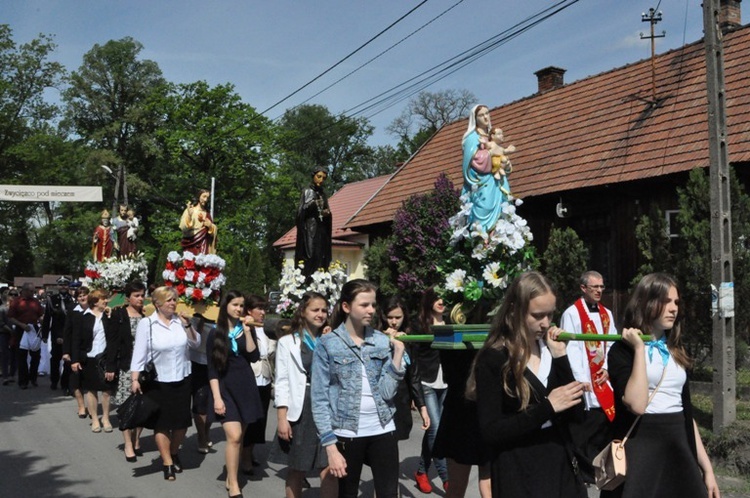 Procesja w Szczepanowie 