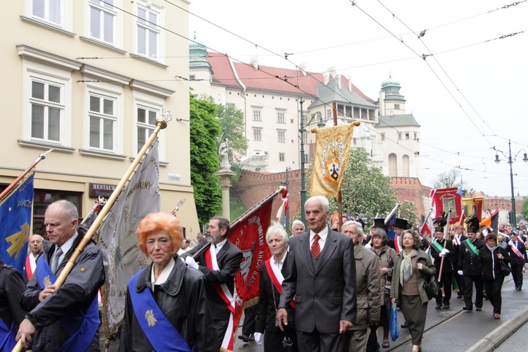 Procesja ku czci św. Stanisława z Wawelu na Skałkę - cz. 1