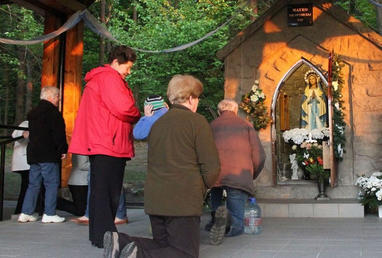 Od ponad stu lat mieszkańcy Kóz i okolic czczą Matk Bożą w jej koziańskim wizerunku