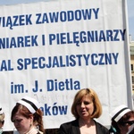 Protest pielęgniarek i położnych na Rynku Głównym