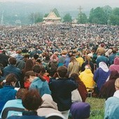 Pielgrzymi na Kaplicówce 22 maja 1995 r. 