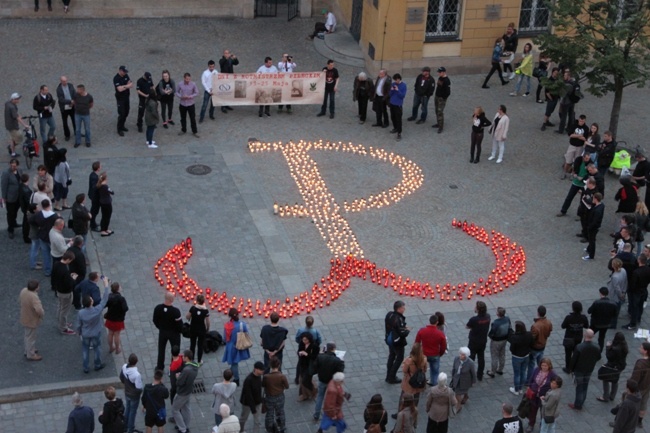 114 urodziny - nie było tortu, ale ponad 600 świeczek