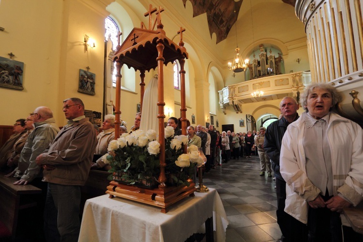 Nabożeństwo fatimskie w Głogowcu