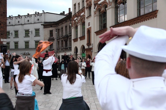 Tańce lednickie w Krakowie