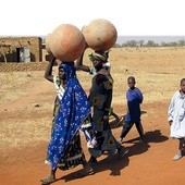 Polki z całego kraju, a także z Wielkiej Brytanii i Czech, włączyły się w Sekretną Misję Kobiet – pomocy Afrykankom z Burkina Faso