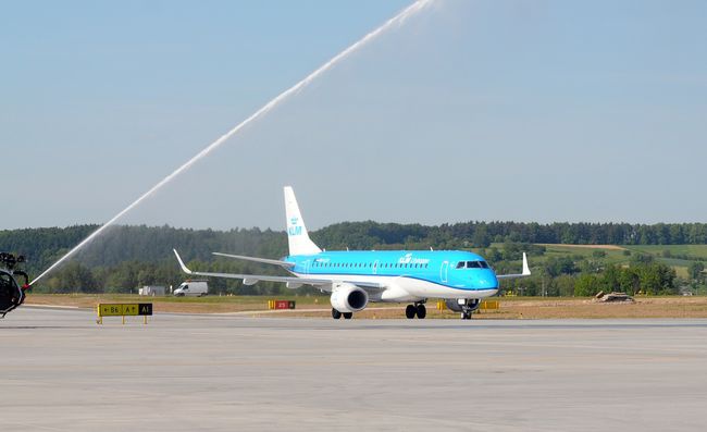 Inauguracja połączenia lotniczego Kraków-Amsterdam
