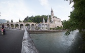 Lourdes