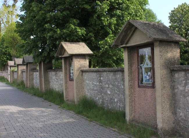 Sanktuarium Macierzyństwa NMP w Zbrosławicach