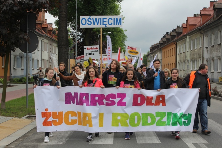 IV Marsz dla Życia i Rodziny na ulicach Oświęcimia - cz. 2
