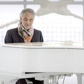 Andrea Bocelli zaśpiewa przed ESK