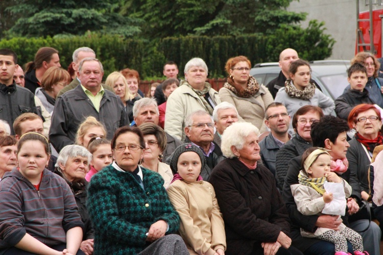 Jubileuszowy festyn w Gawłowie