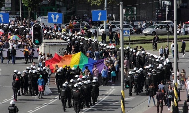 "Obronimy Polskę przed rewolucją z Zachodu"