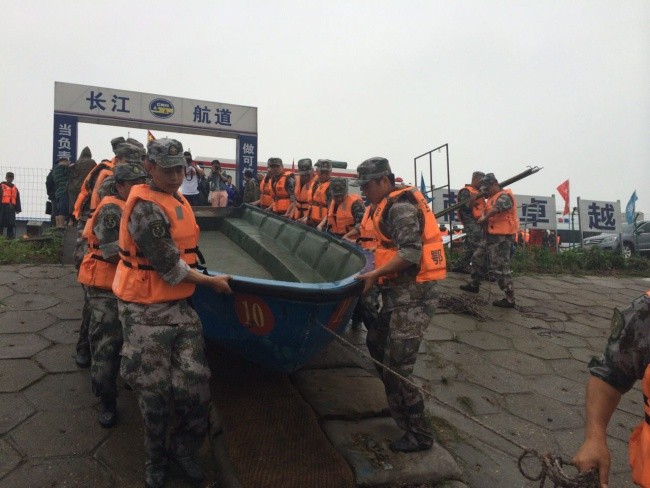 Chiny: Dramat na najdłuższej z rzek