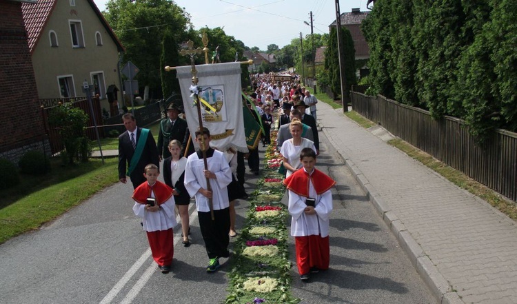 Procesja Bożego Ciała w Zalesiu Śląskim