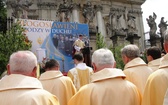 Boże Ciało w Krakowie - procesja z Wawelu na Rynek Główny - cz. 1