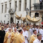 Boże Ciało w Krakowie - procesja z Wawelu na Rynek Główny - cz. 1