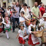 Boże Ciało w Krakowie - procesja z Wawelu na Rynek Główny - cz. 2