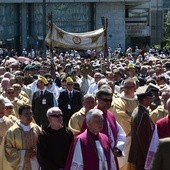 Tłumy szły za Chrystusem