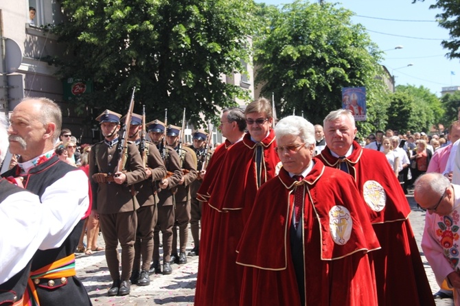 Procesja Bożego Ciała w Łowiczu, cz. I