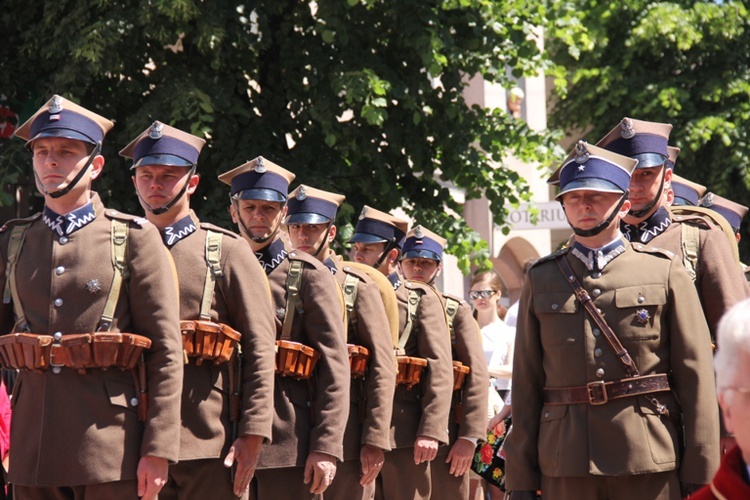 Procesja Bożego Ciała w Łowiczu, cz. I