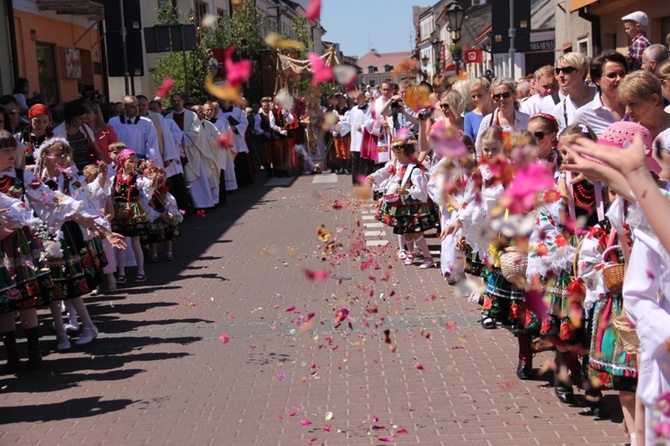 Procesja Bożego Ciała w Łowiczu, cz. I