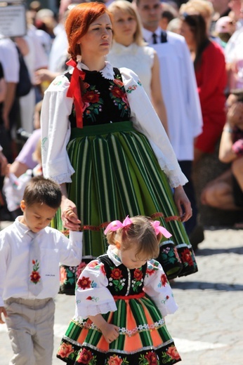 Procesja Bożego Ciała w Łowiczu, cz. I