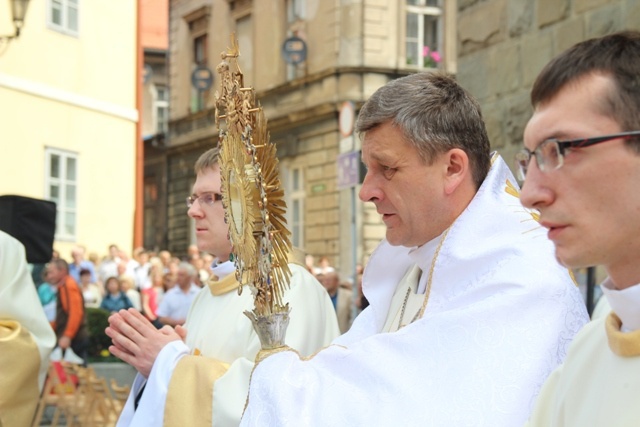 Procesja Bożego Ciała ulicami Bielska-Białej