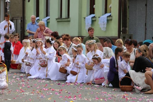 Boże Ciało - Czechowice-Dziedzice - NMP Królowej Polski