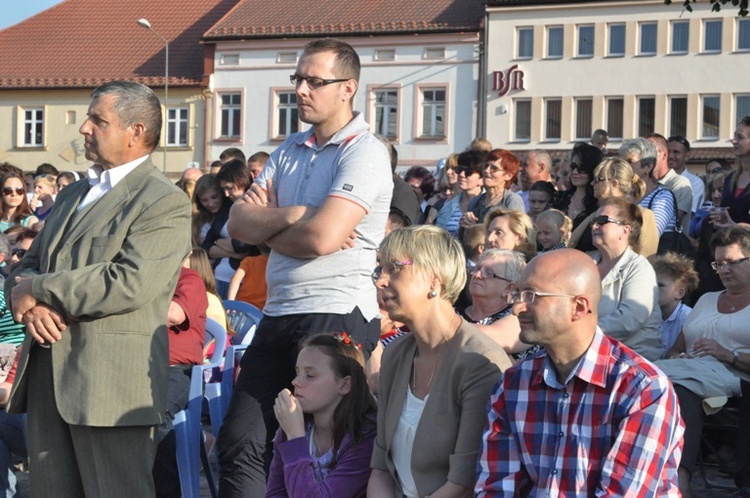 Wieczór uwielbienia w Zakliczynie