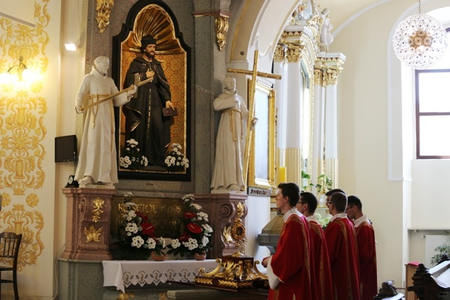 Procesja z relikwiami św. Jana Sarkandra