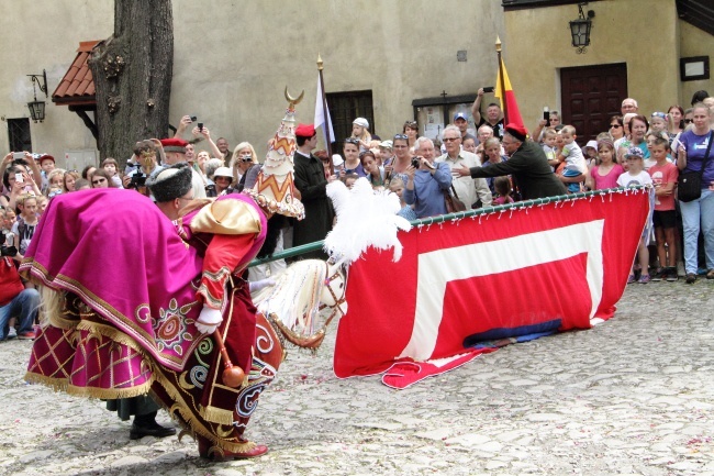 Lajkonik harcuje w Krakowie