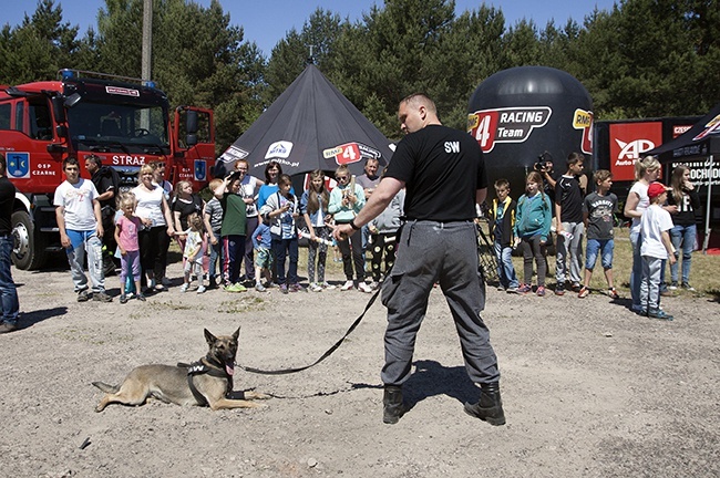 Przyjaciele dzieci w Czarnem