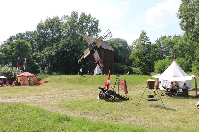 VI Zjazd Rycerstwa Chrześcijańskiego w Chorzowie - Skansen